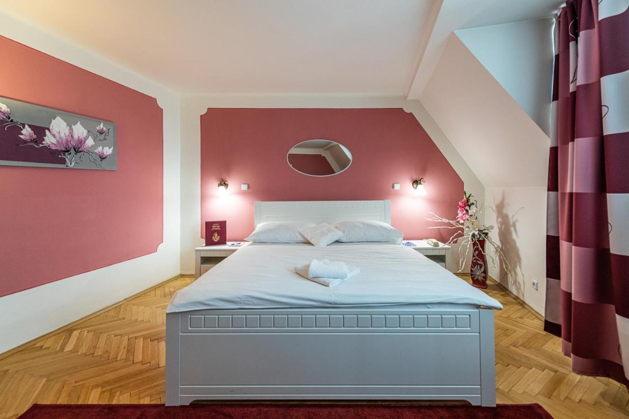 Hotel Trumf Mladá Boleslav Εξωτερικό φωτογραφία